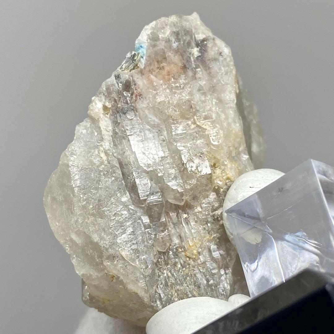 ユークレース　マイカ　ジンバブエ産　鉱物標本　原石鉱石　天然石　ストーン