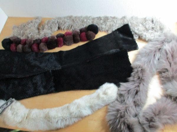 超赤字出品　サガフォックス　ファー　襟巻　大判など　1点２００円　４８点セット