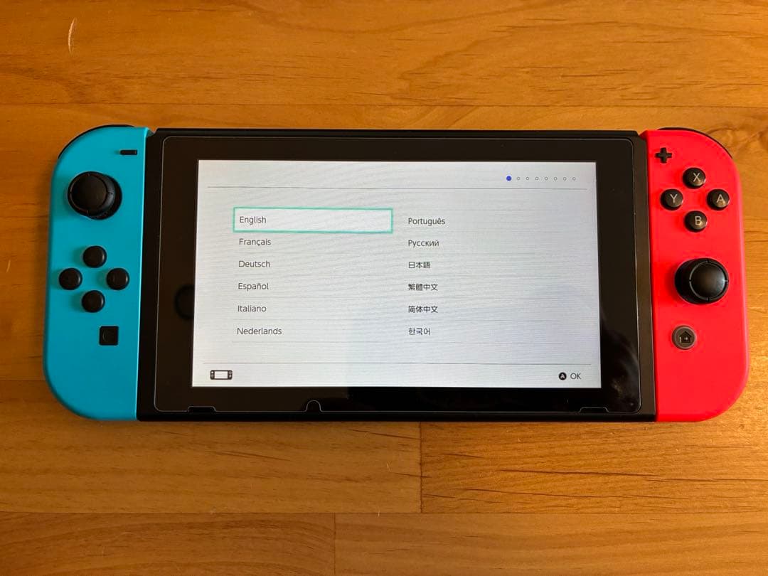 Nintendo Switch本体、コントローラ、ゲームソフト1本付き