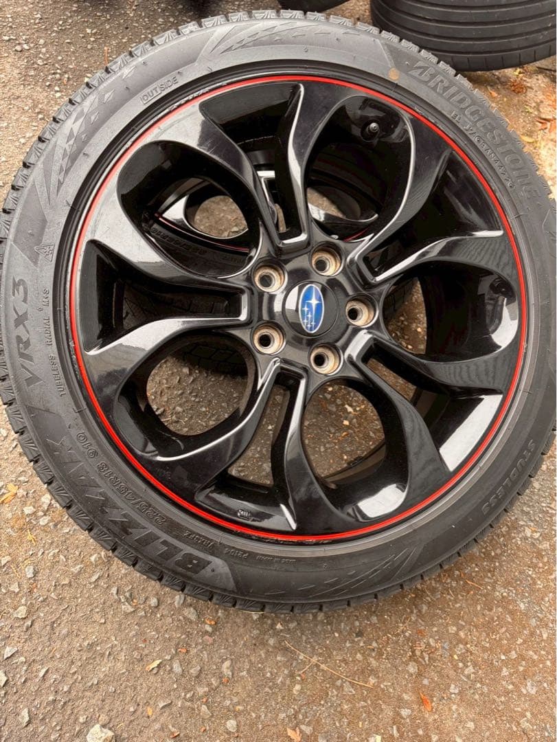 レヴォーグ純正オプションブリヂストン 225/45R18 VRX3アルミセット