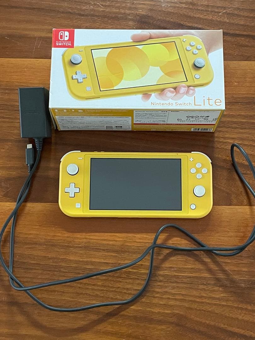 【動作確認済】Nintendo Switch Lite 【付属品充実！】