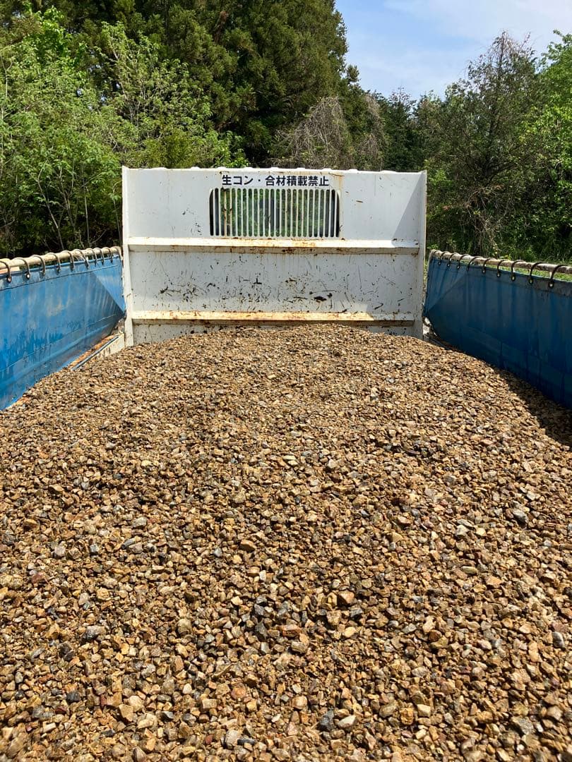 チャート砂利、岐阜砂利。庭砂利、砕石。