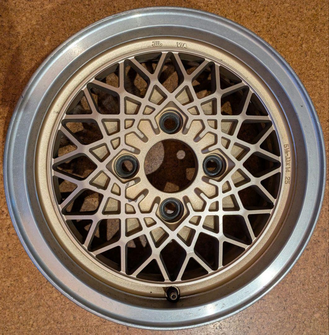 14インチ メッシュ フルカワ F1 5.5J +25 114.3 AE86