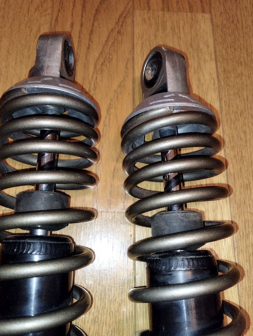 ゆう、ＫＹＢ TGS350B リアショック Z2 Z1 sr tw CB