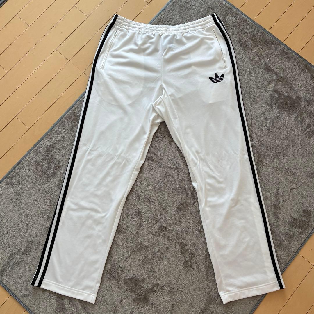 adidas original トラックジャケット セットアップ