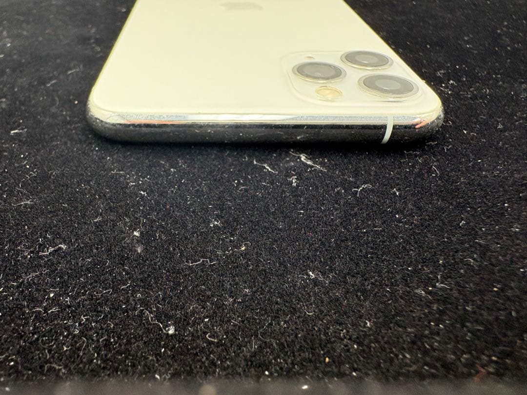 iPhone 11 Pro max 64GB シルバー　バッテリー残量76%