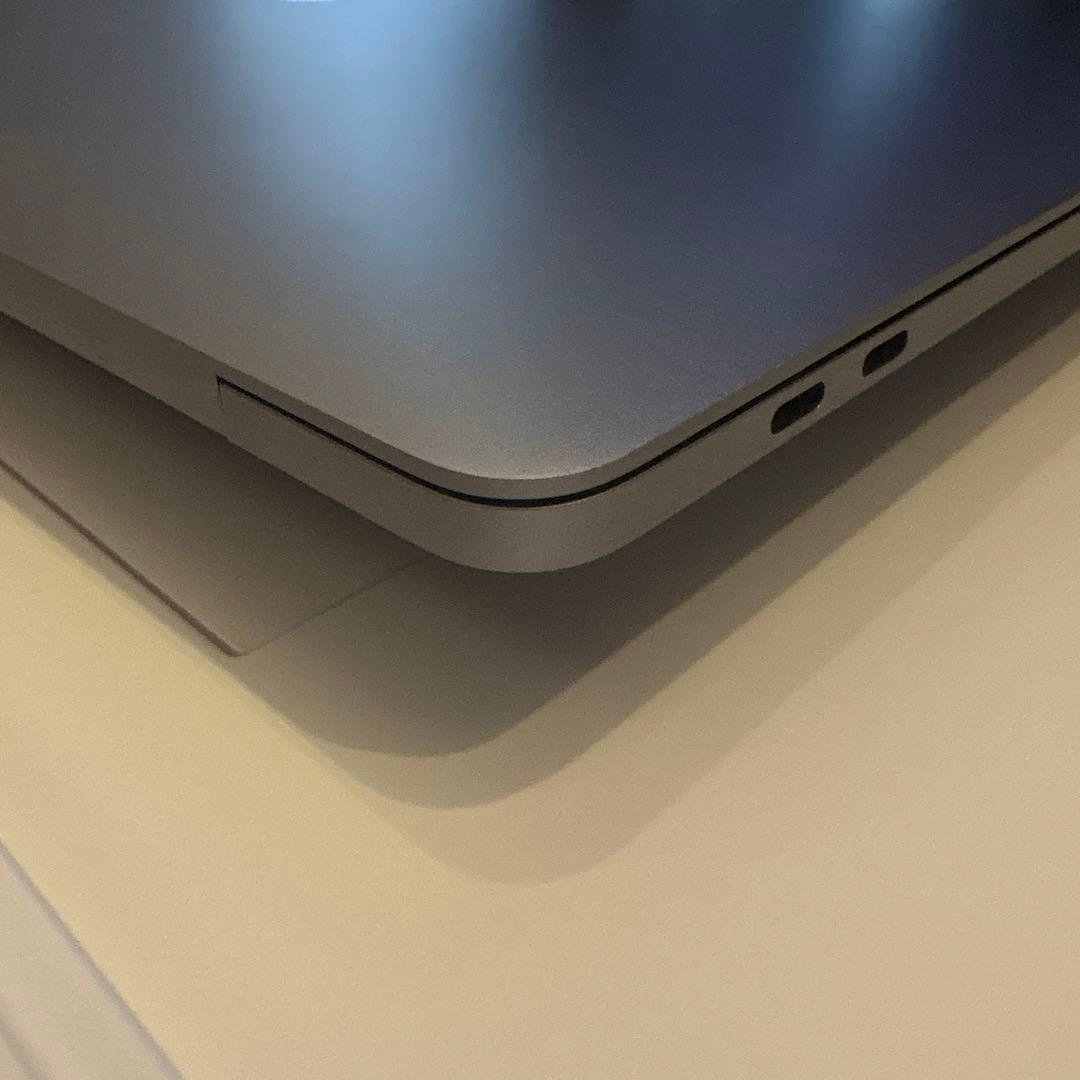 MacBook Pro 15.4インチ Intel Core i7 Win 10