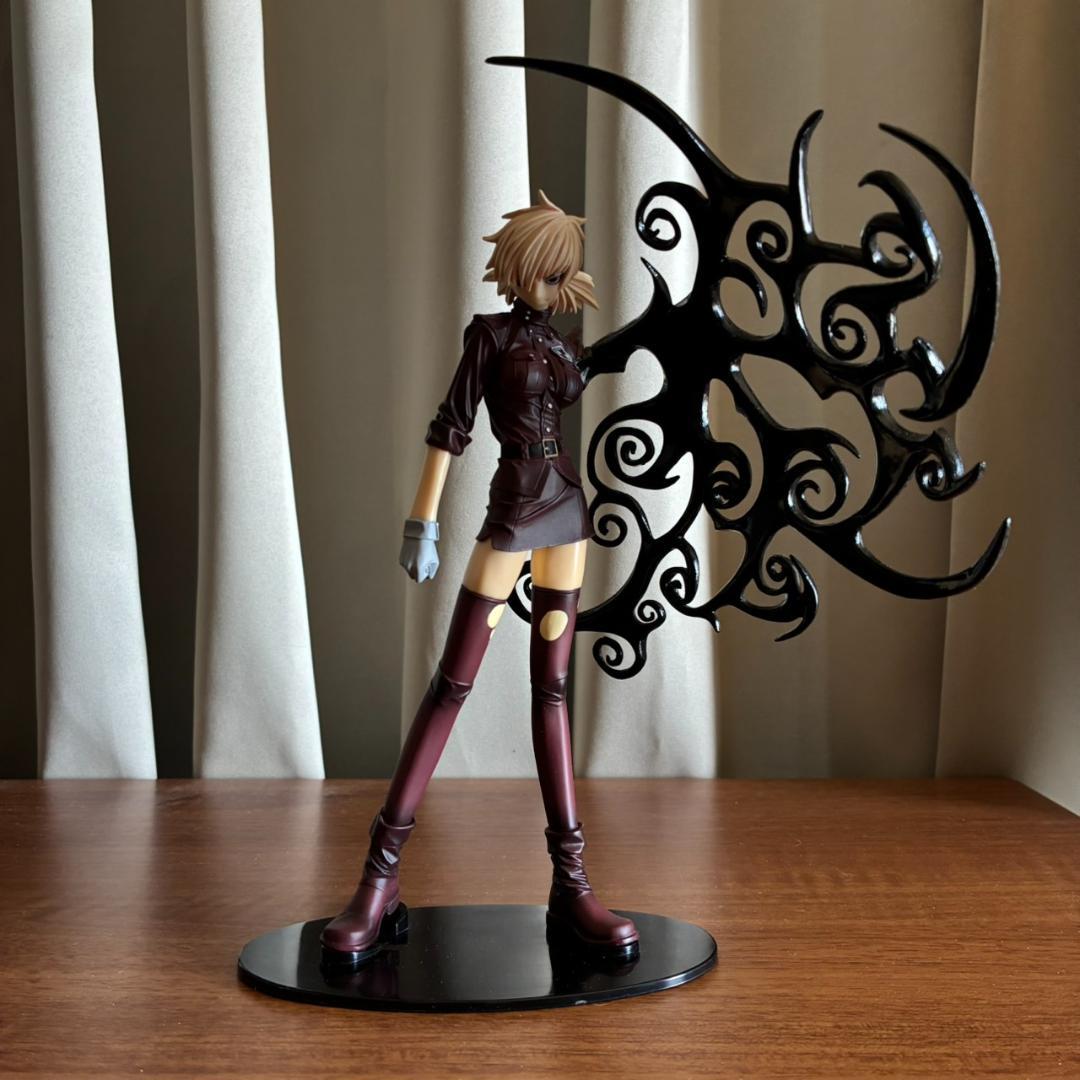 SIF EX ヘルシング セラス・ヴィクトリア 通常版 完成品フィギュア　やまと