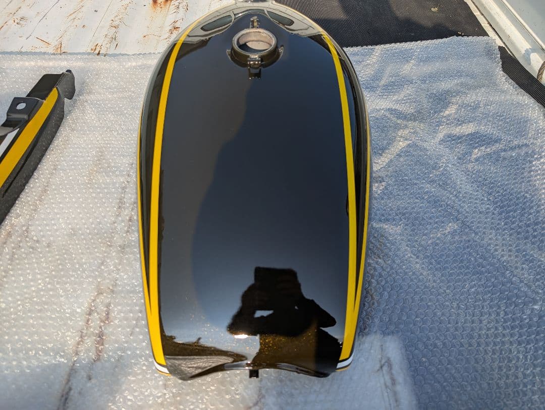 カワサキ純正Z2イエロータイガー外装セット