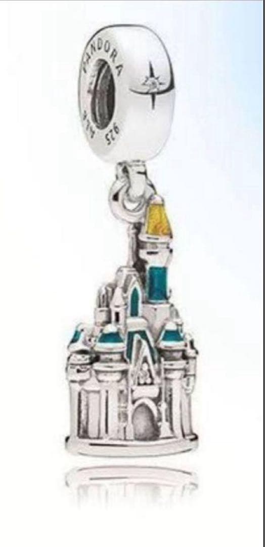Pandora パンドラ　東京ディズニー　限定　シンデレラ城 チャーム