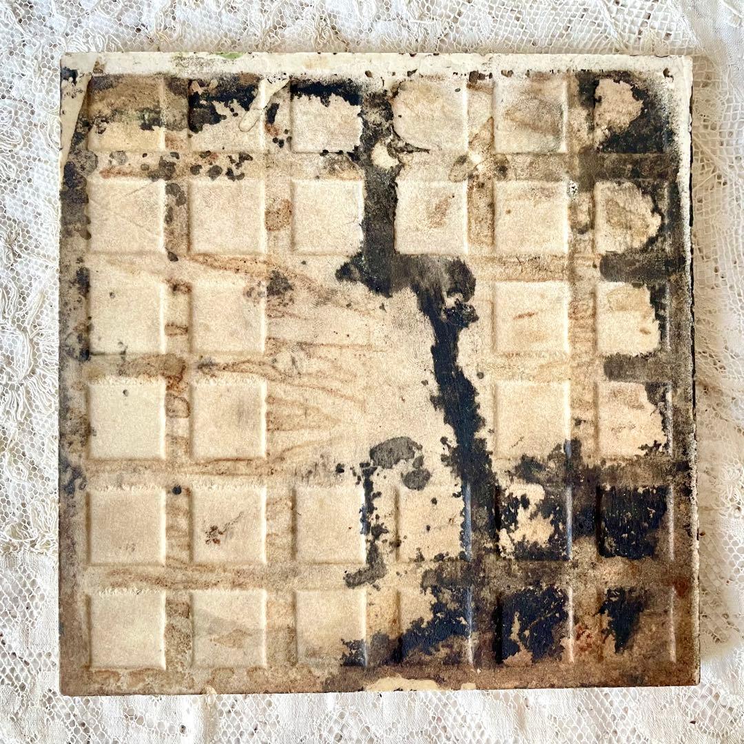 新春アンティーク福袋⑤カップ&ソーサー&タイル2枚&グラス2客&リスのオブジェ