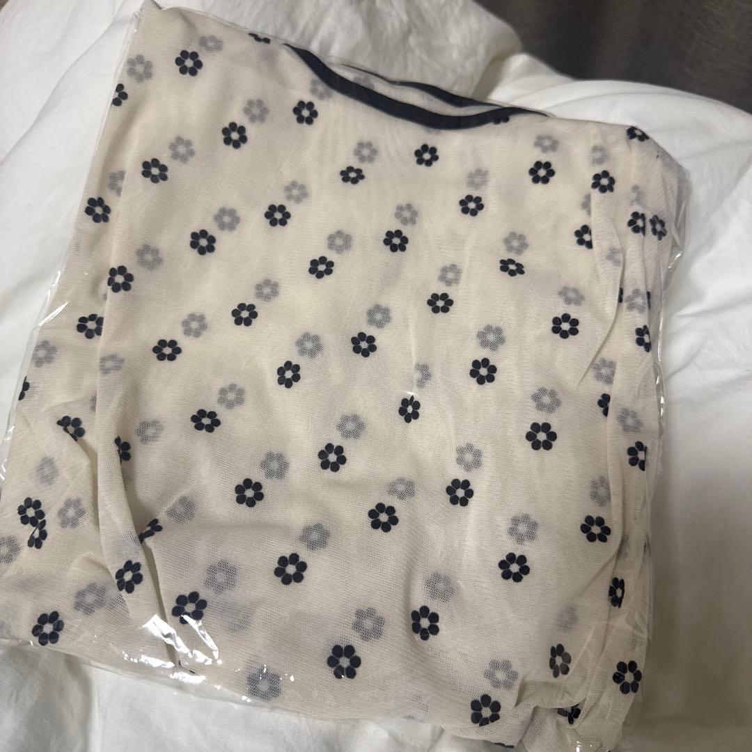 HYEON シアートップス（クルーネック）