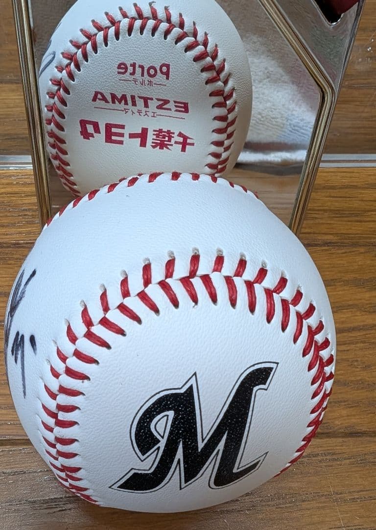 千葉ロッテマリーンズ 　直筆サインボール　62個ケース付き　＋1個（追加）