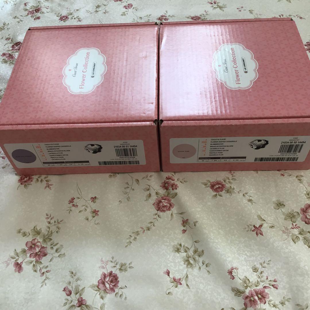 ル・クルーゼ　まとめ売り　鍋　2個 ココットフルール フラワー　限定