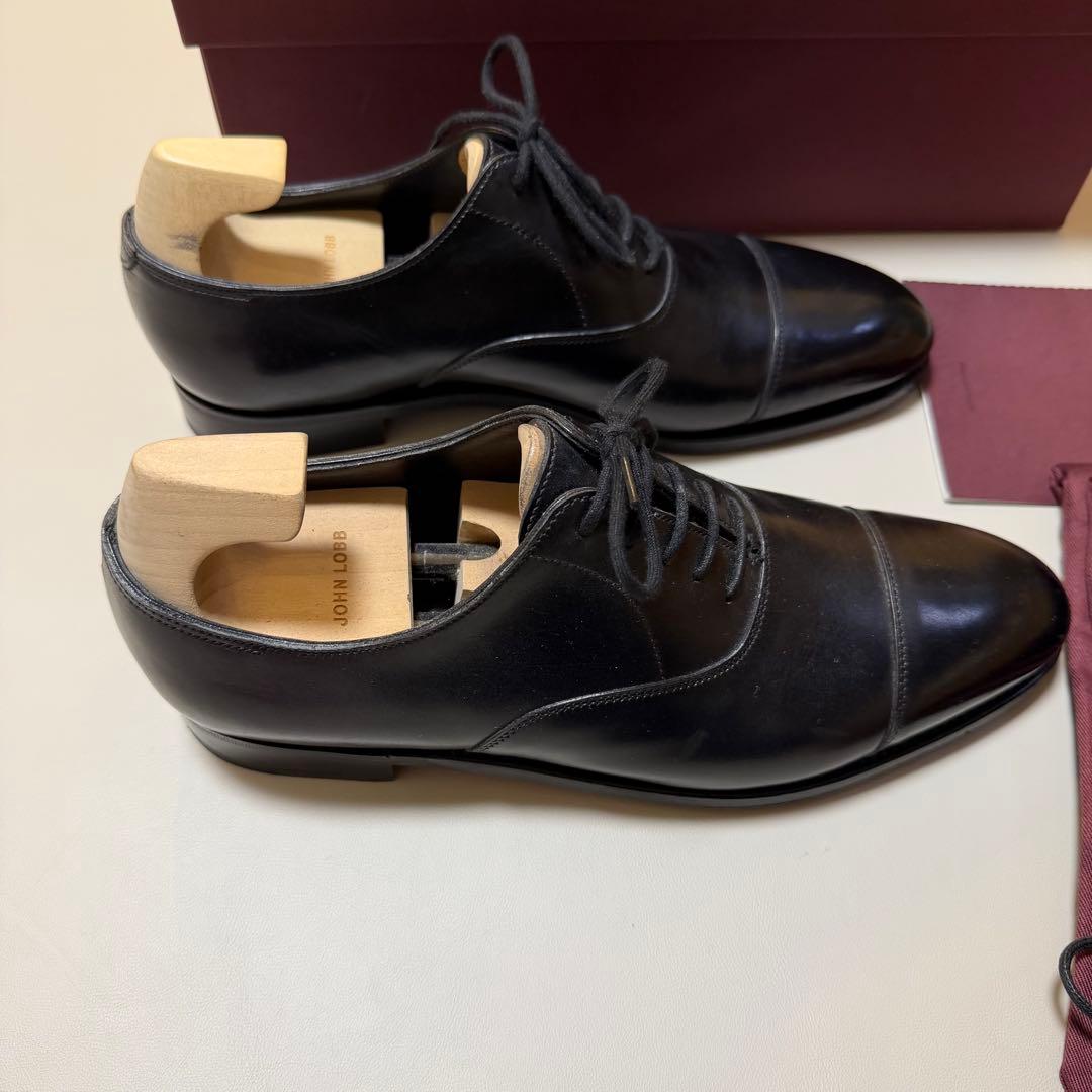 新品未使用　ジョンロブ シティ2 ストレートチップ キャップトゥ 6 黒