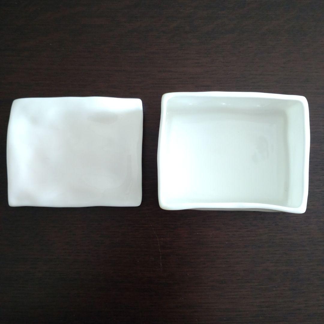 星の王子さま　No.401 ヒツジと箱　ボーンチャイナ　陶器製人形