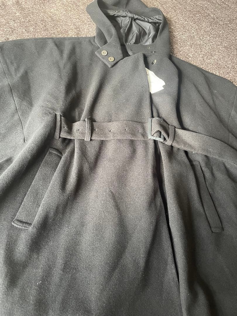 【新品未使用】アンティカ/KINU./進化系フード付きポンチョコート/ワイド/黒