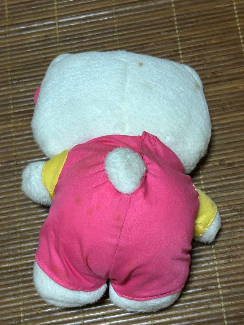 レア　ハローキティ　ぬいぐるみ　サロペット　ピンク　黄色