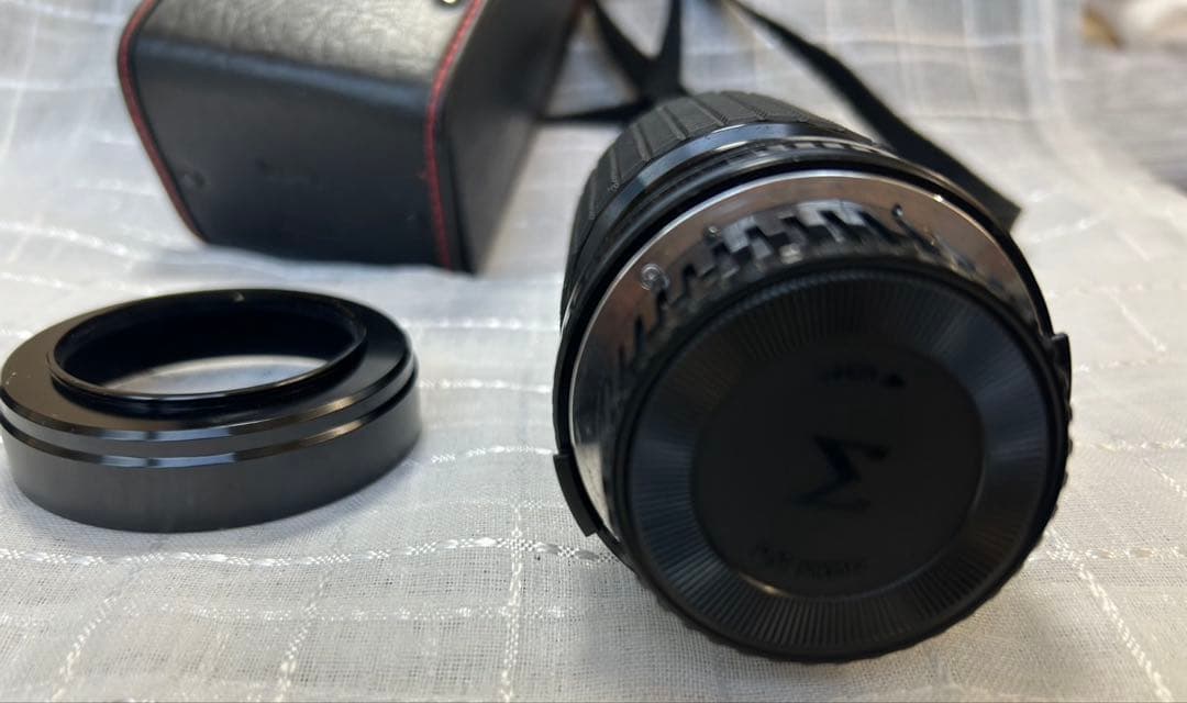 超遠望レンズ‼️ Nikonの一眼レフカメラ　Sigmaレンズフラッシュバッテリー