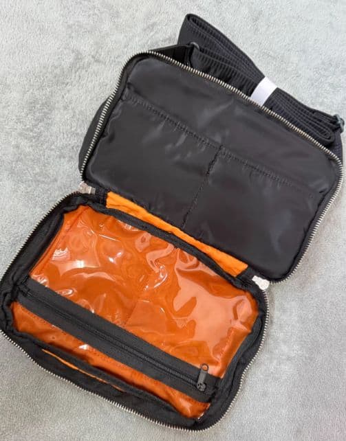 ショルダーバック 新品 ポーター タンカー 2層式 ブラック