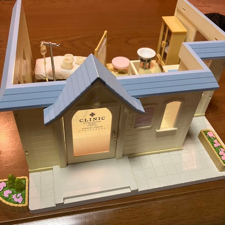 シルバニアファミリー　森のお医者さん　H01