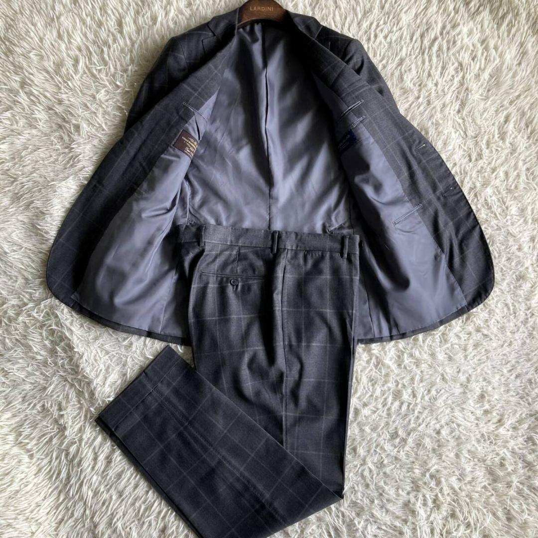 【極美品】定価１２万　サイズＬ　トゥモローランド　ウィンドウペングレースーツ