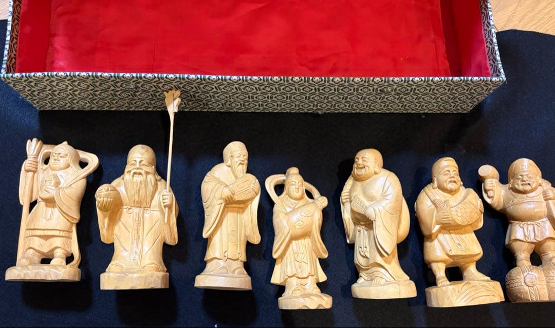 *七福神　木彫り 7体セット 縁起物