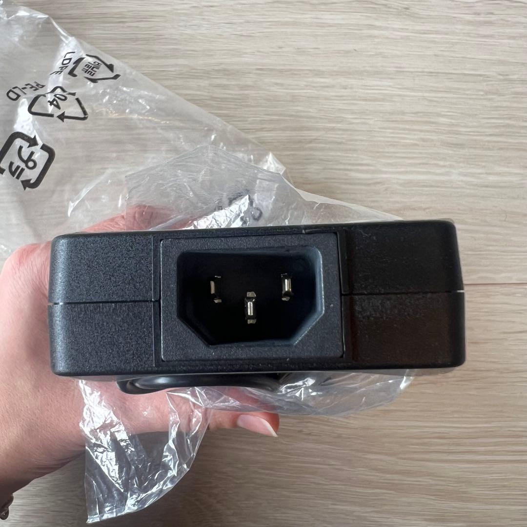 CalDigit TS3 Plus ドッキングステーション グレイ