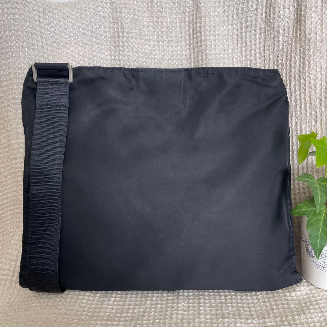 ◇ PRADA プラダ ショルダーバッグ ナイロン ブラック ◇