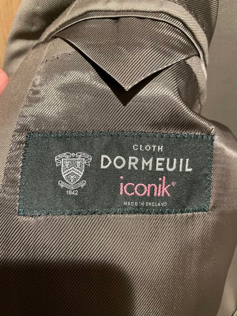 【新品未使用】シップス×ドーメル製生地スーツ／グレーカーキ／46