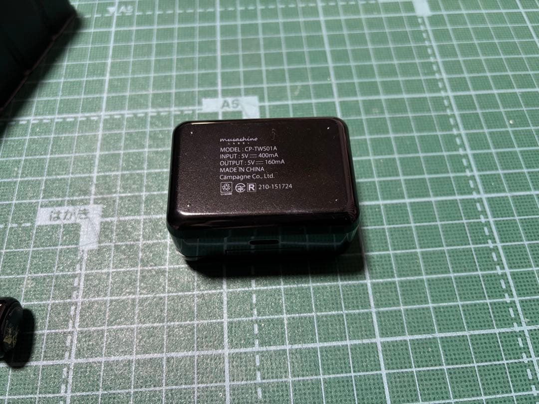 【新品・未使用品】ヴァイオレットエヴァーガーデン コラボモデル イヤホン