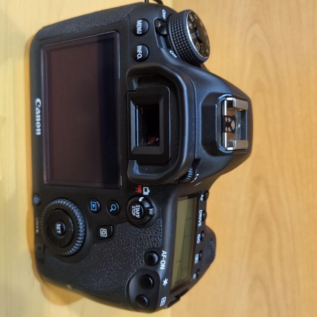 Canon EOS 6D デジタル一眼レフカメラ 24-105mmレンズ付き