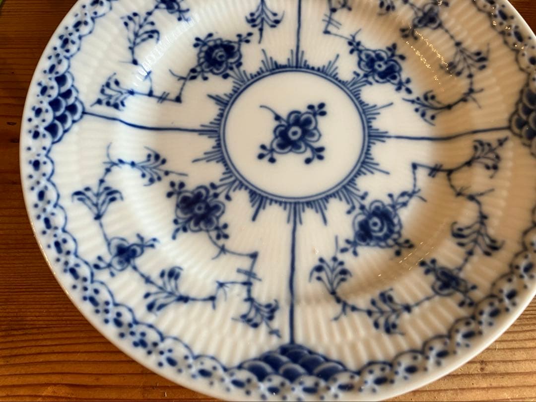 ロイヤルコペンハーゲンブルーフルーテッドハーフレース　17プレート×2