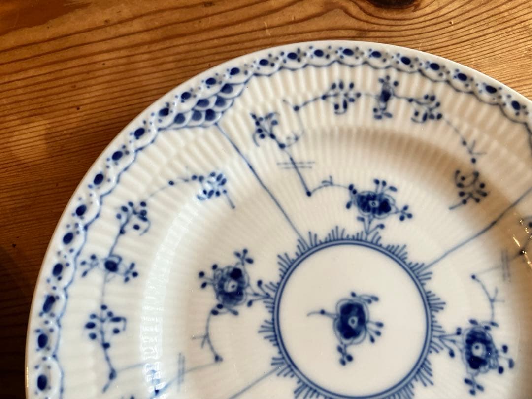 ロイヤルコペンハーゲンブルーフルーテッドハーフレース　17プレート×2