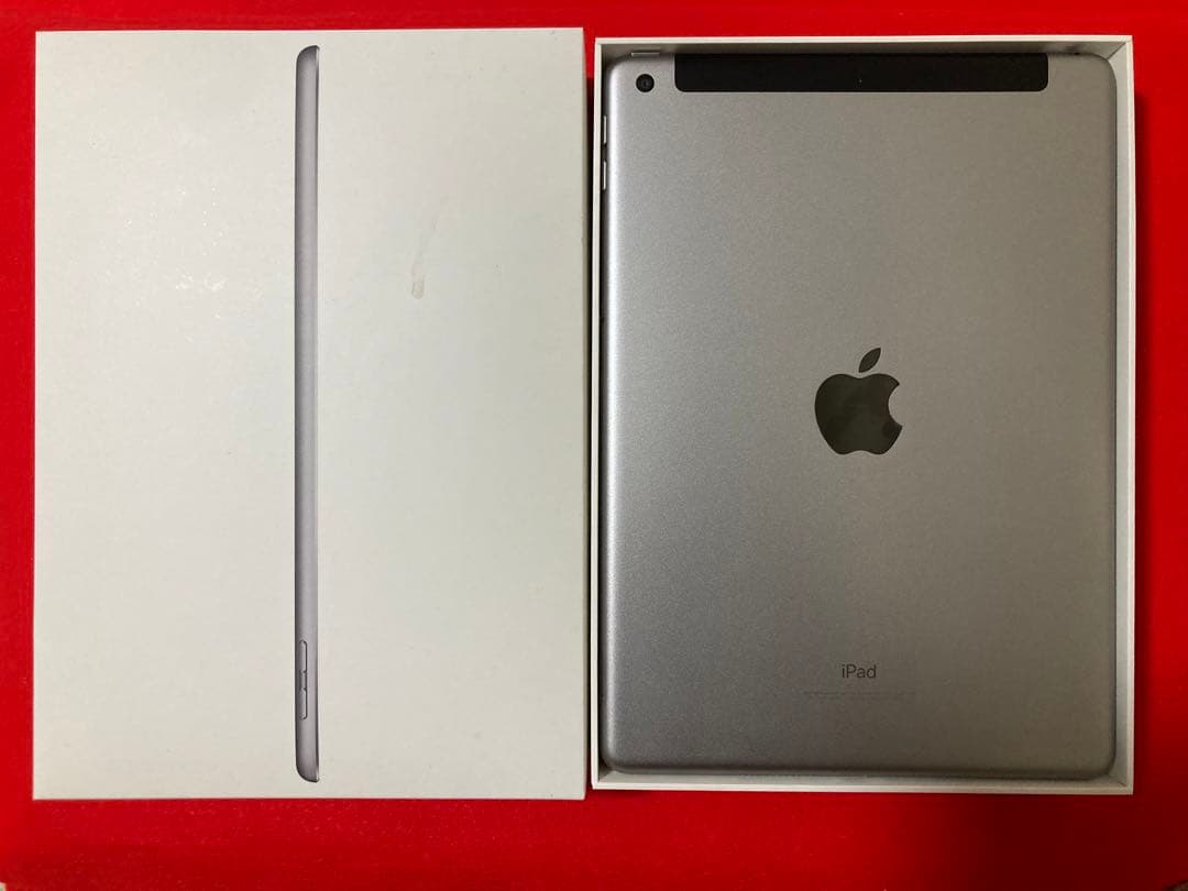 iPad第5世代 Wi-Fi + Cellularモデル 32GB SIMフリー