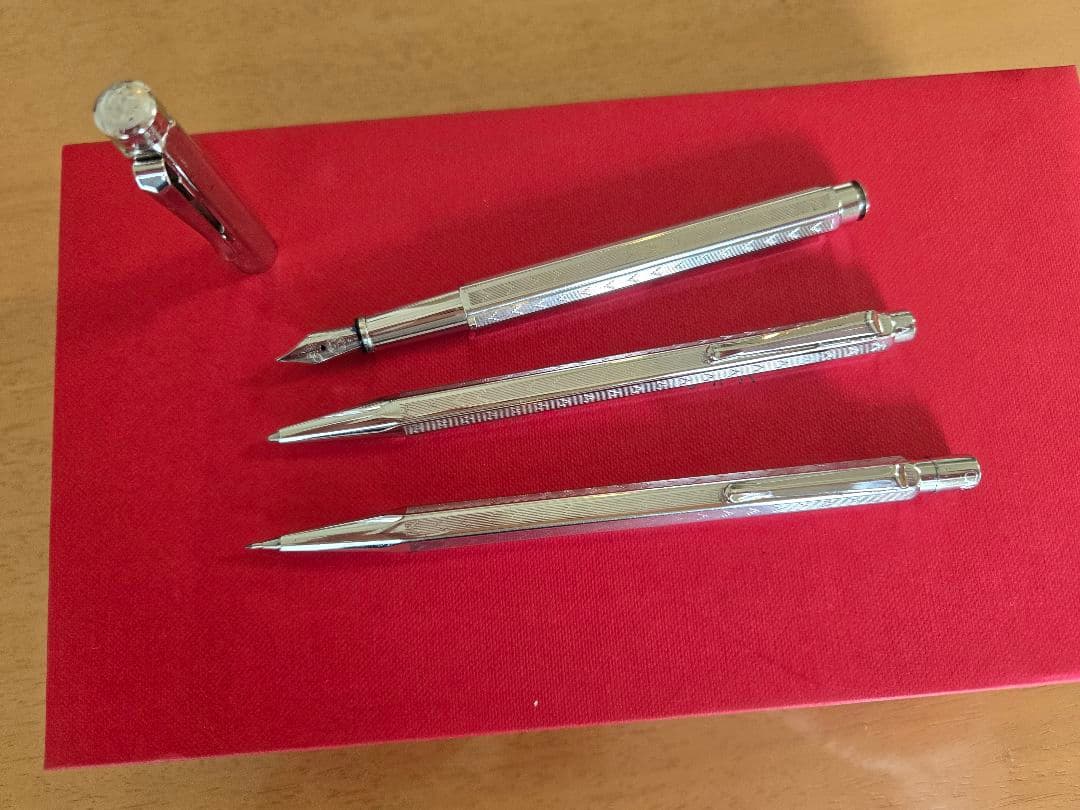 カランダッシュ万年筆、シャープ、ボールペン
