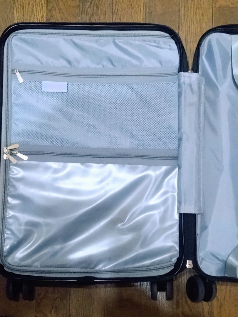 美品 20インチキャリーケース ブラック