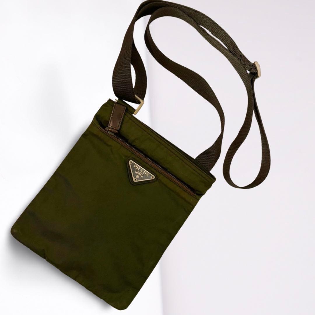 【正規品】プラダ PRADA ショルダーバッグ 三角ロゴ カーキ系 男女兼用