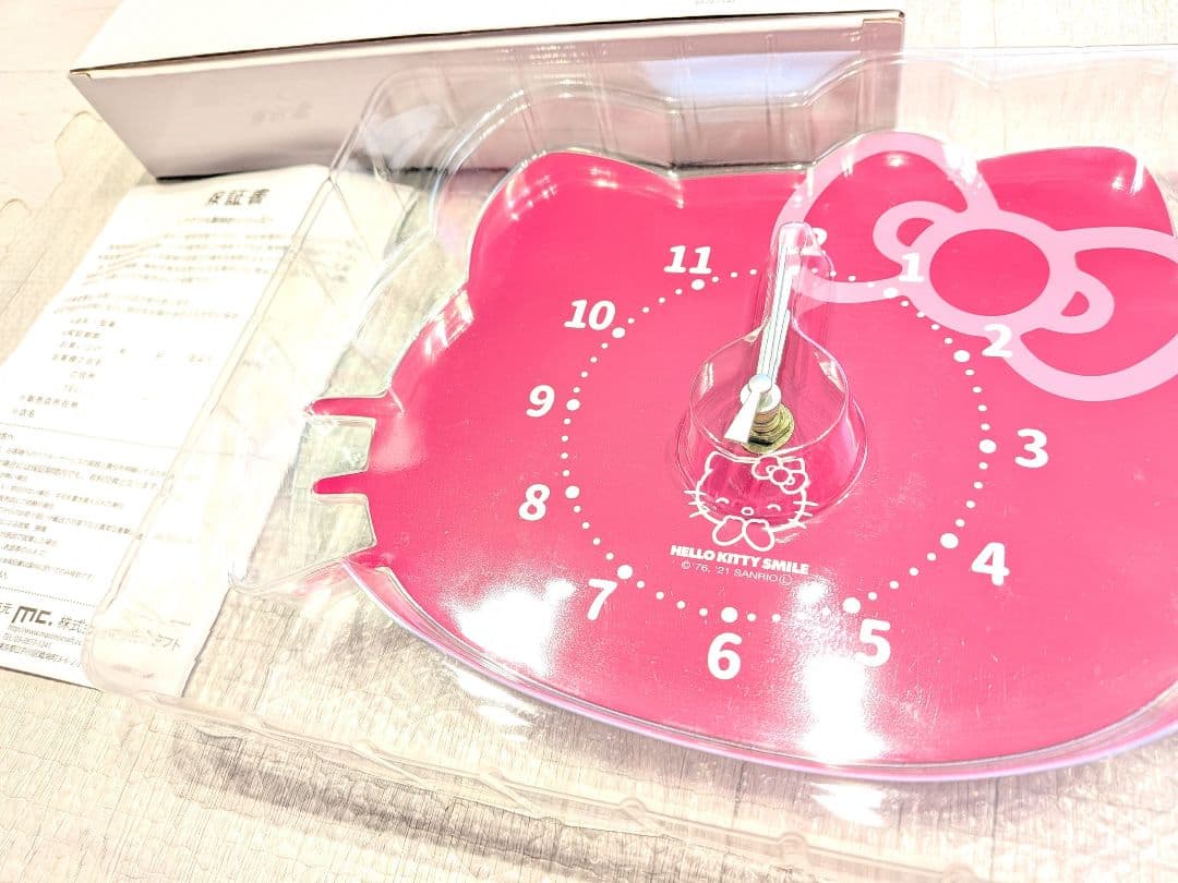 【新品・未使用】淡路島　HELLO KITTY SMILE　オリジナル壁掛け時計