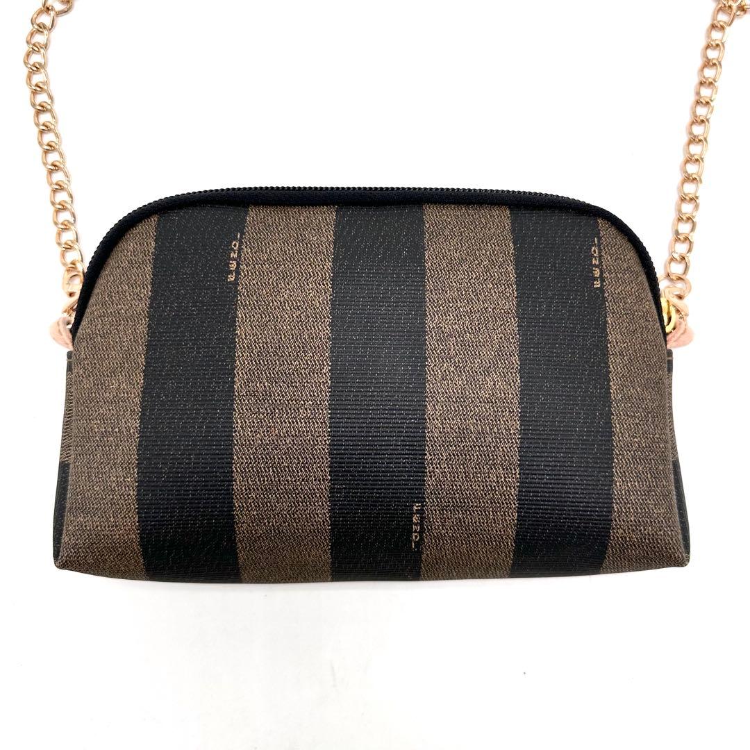 【未使用級】FENDI ショルダーバッグ ペカン チェーン PVC カーキ×黒