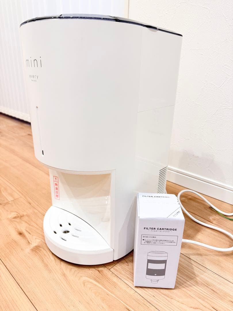 mini every frecious 浄水器 ホワイト フィルター1つ付き