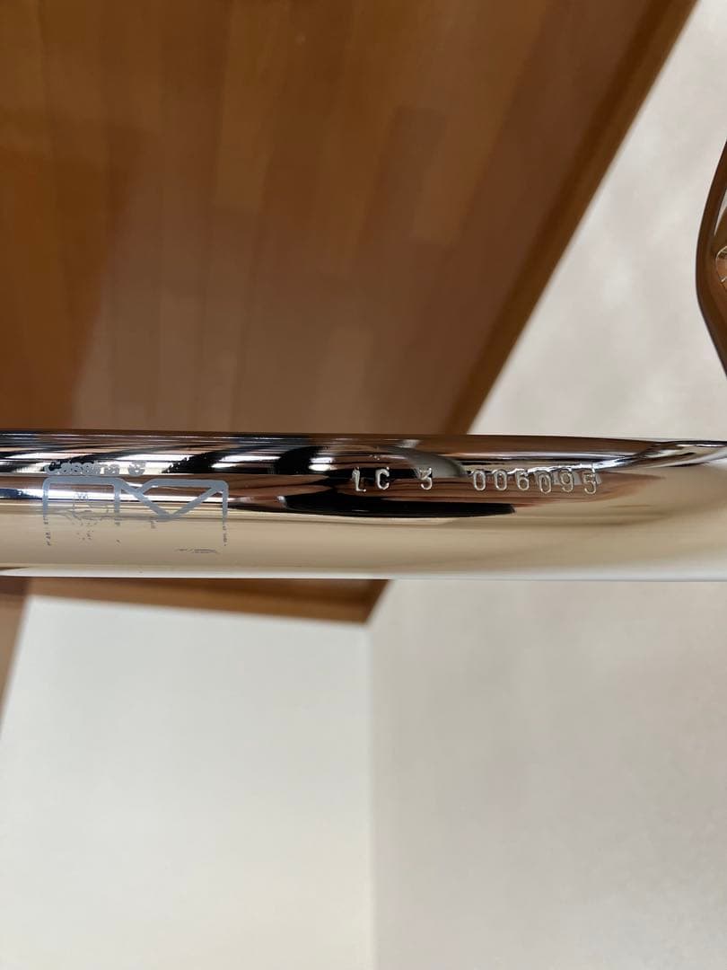 本物正規品　Cassina カッシーナ LC3 コルビジェ　本革　本皮