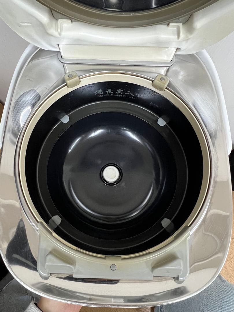 TOSHIBA 圧力IHジャー炊飯器 RC-10VQK 1.0L 2017年製