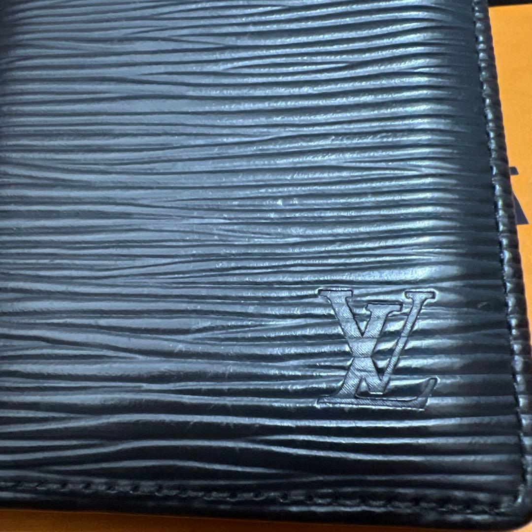 ルイ・ヴィトン　エピ　名刺入れ/カードケース　黒　【美品】