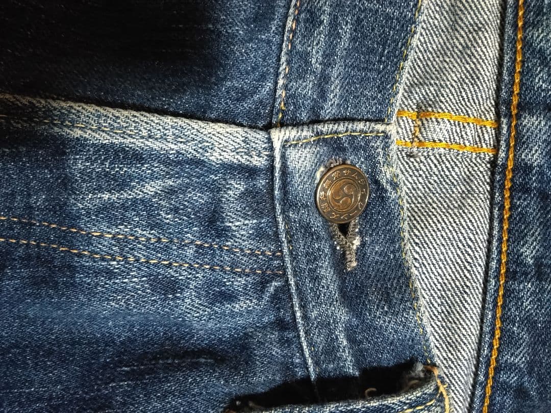 サムライジーンズ　38