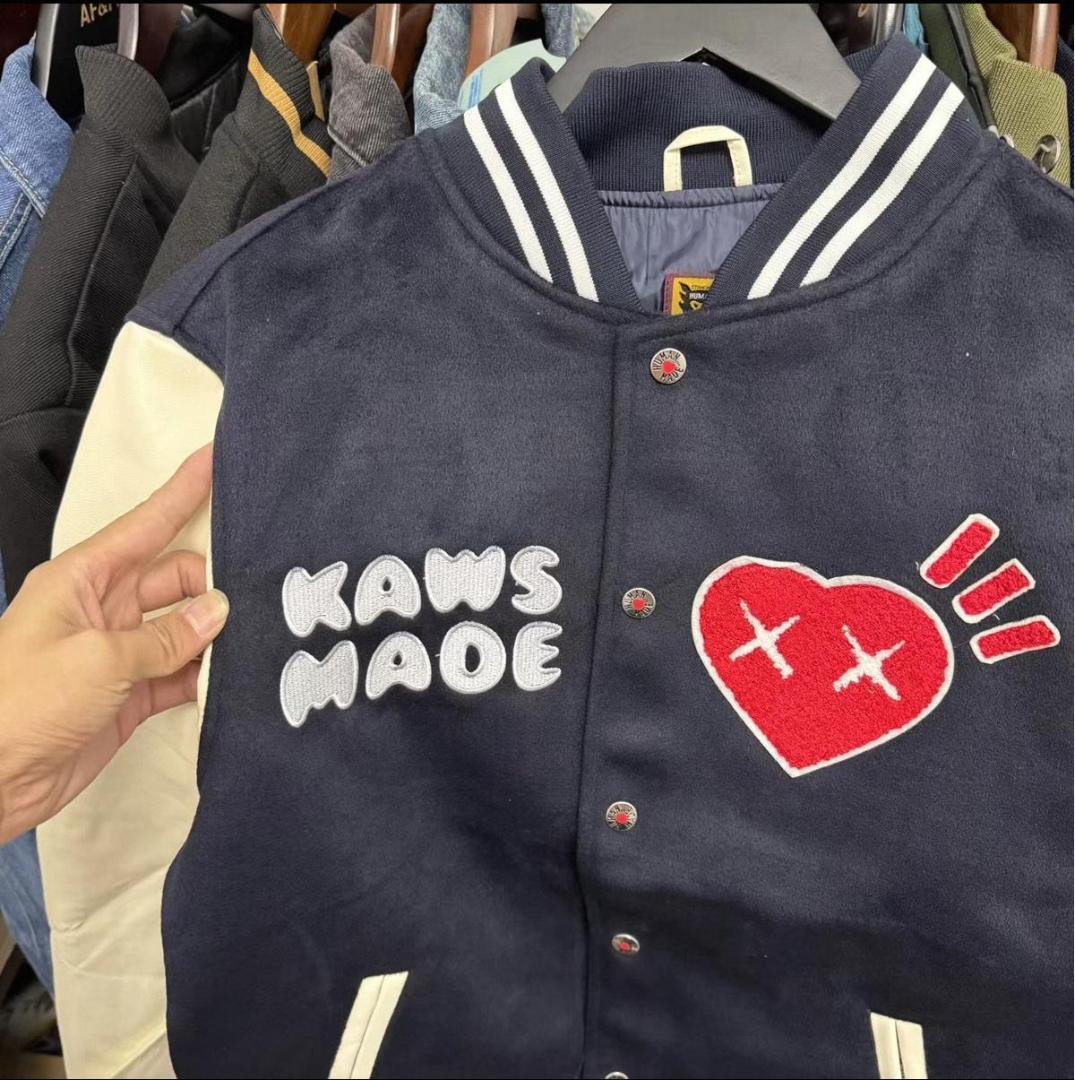 Human made KAWAS MADE スタジャン ネイビー Mサイズ