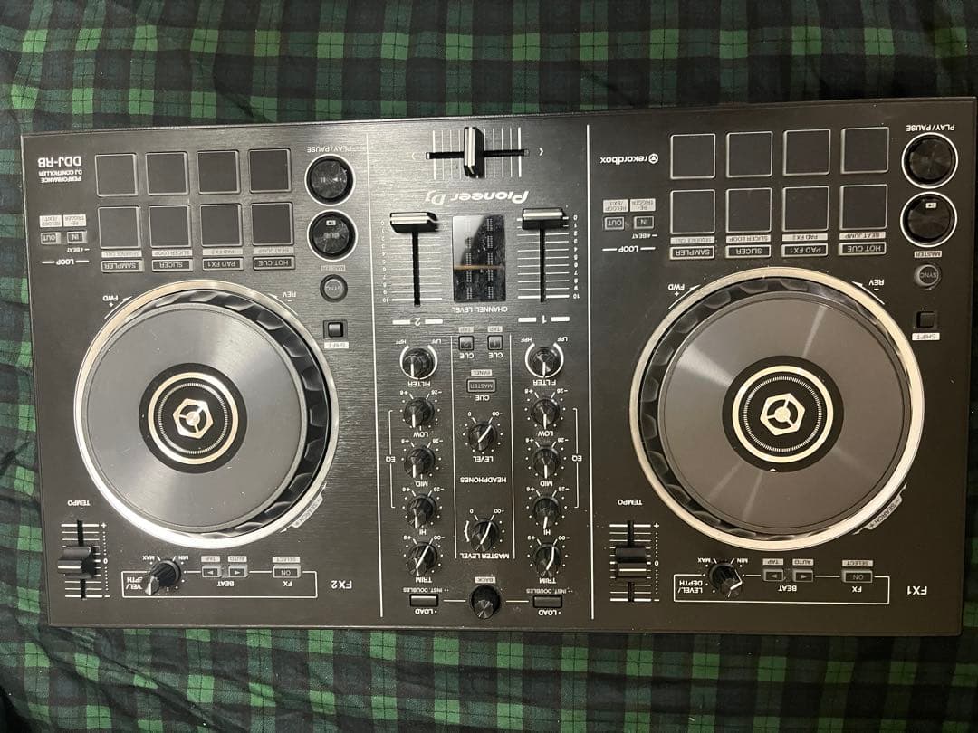 Pioneer DDJ-RB DJコントローラー