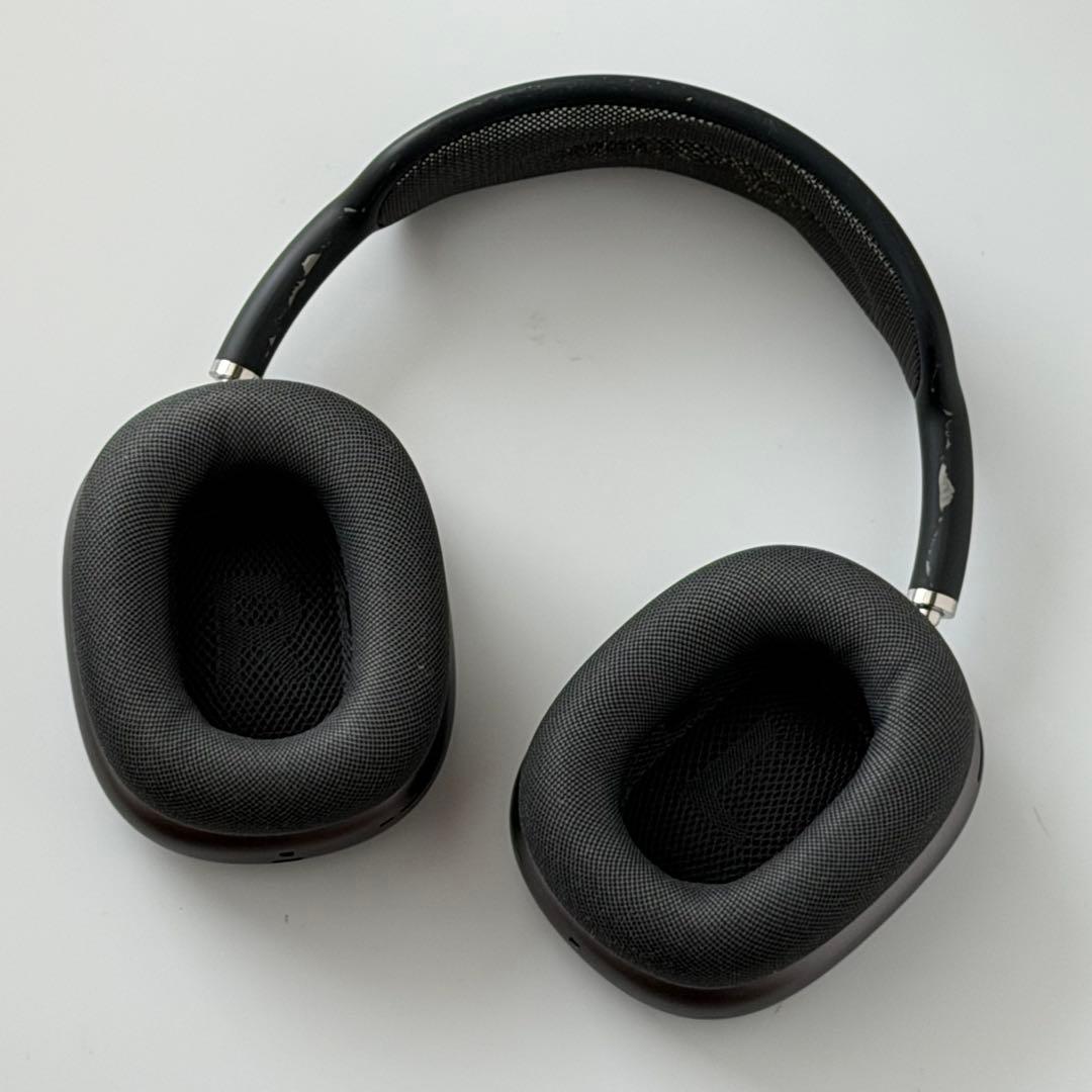 Apple AirPods Max 外観ボロボロ、一応動作