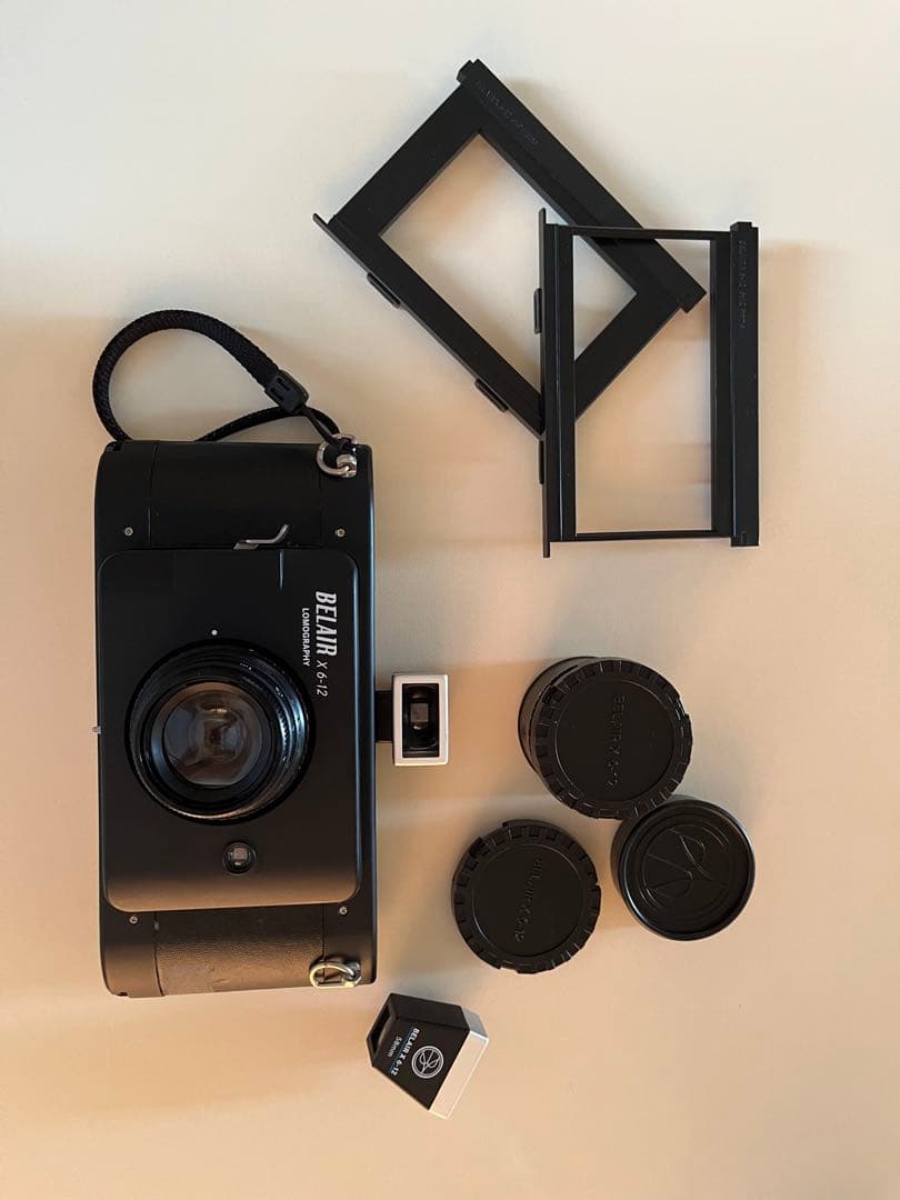 【セール】中盤フィルム　トイカメラ　lomography BELAIR 6x12