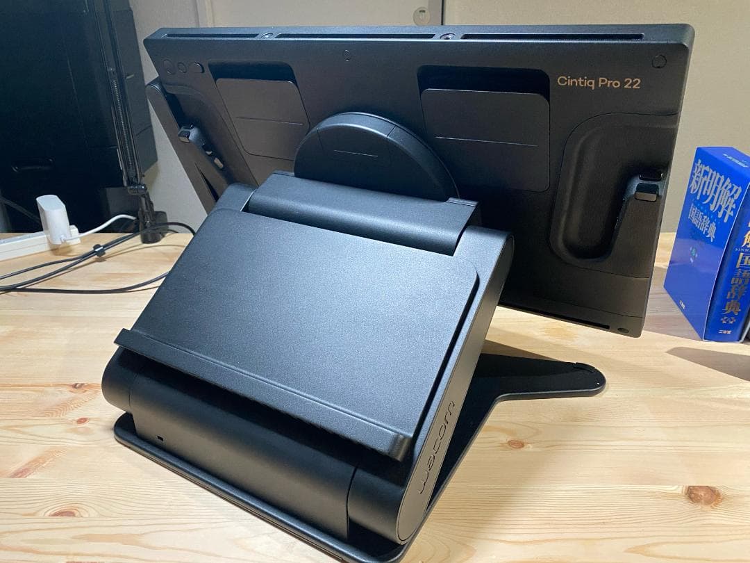 【美品／使用3回】Wacom Cintiq Pro 22 保護フィルム付